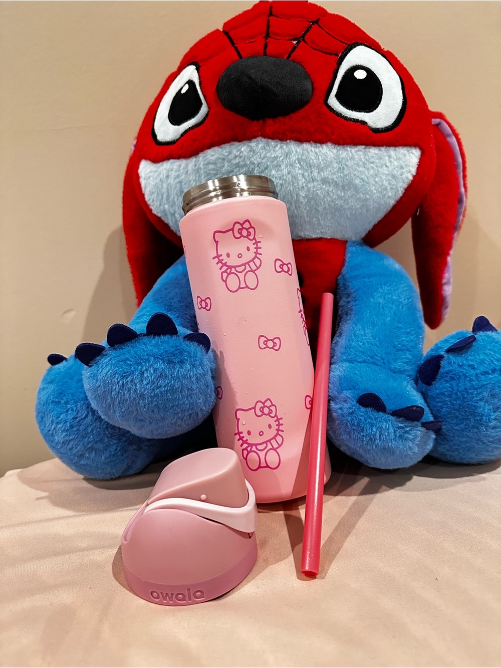 Owala Pink Hello Kitty Insulated Bottle with Straw